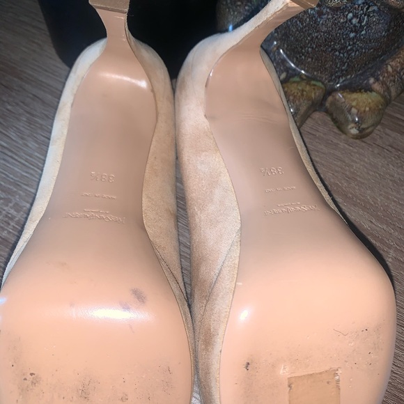 Nude Yves Saint Laurent Heels - Picture 9 of 9